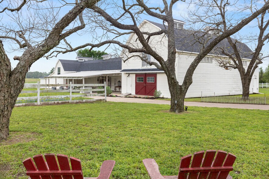 53447 Highway 290, Hempstead, TX à vendre - Photo de l’immeuble – Image 3 sur 68