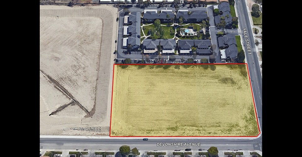 E Devonshire Ave, Hemet, CA à vendre - Aérien – Image 2 sur 4
