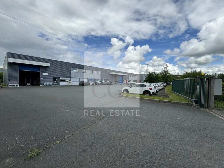76 Rue Louis Arnal, Lozanne à louer - Photo de l’immeuble – Image 2 sur 12