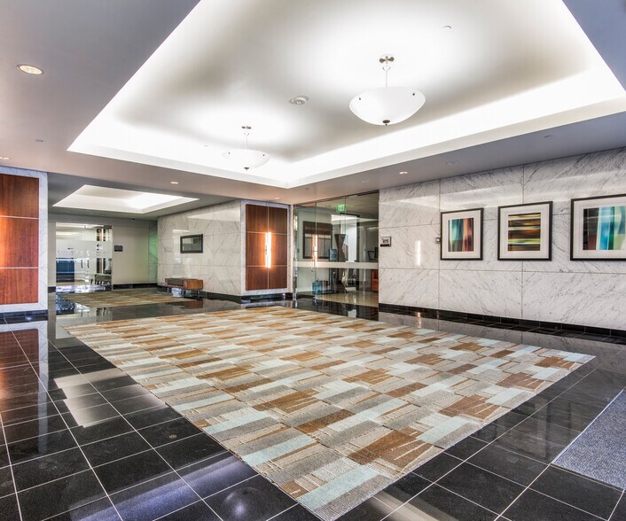 14800 Quorum Dr, Dallas, TX à louer - Photo intérieure – Image 2 sur 8