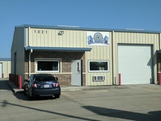 Plus de détails pour 1821 Dickinson Ave, Dickinson, TX - Local d'activités à louer