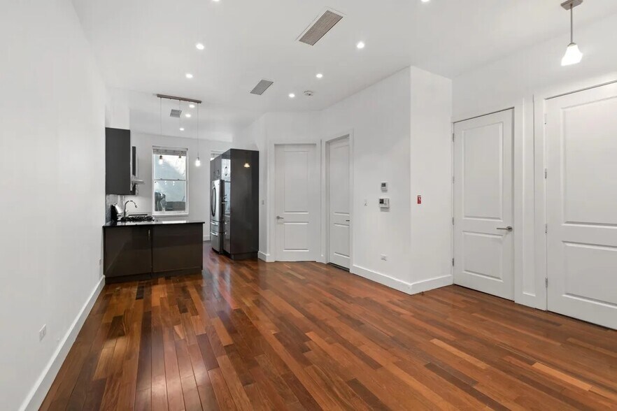 2350 Adam Clayton Powell Jr Blvd, New York, NY à vendre - Photo intérieure – Image 2 sur 16