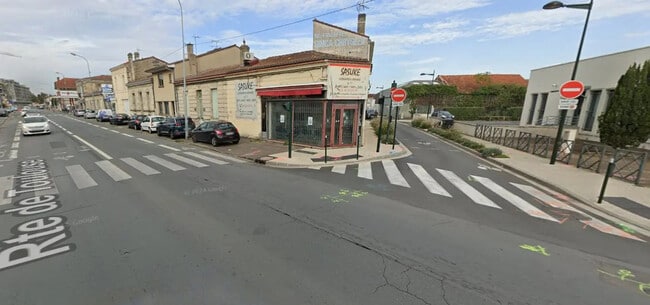 Plus de détails pour Local d'activités à louer