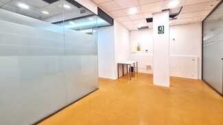 Plus de détails pour Local commercial à louer