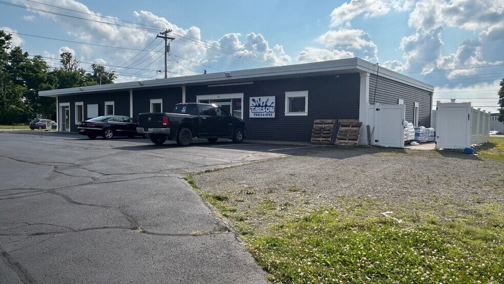 945 McLean Rd, Cortland, NY à louer - Photo de l’immeuble – Image 2 sur 19