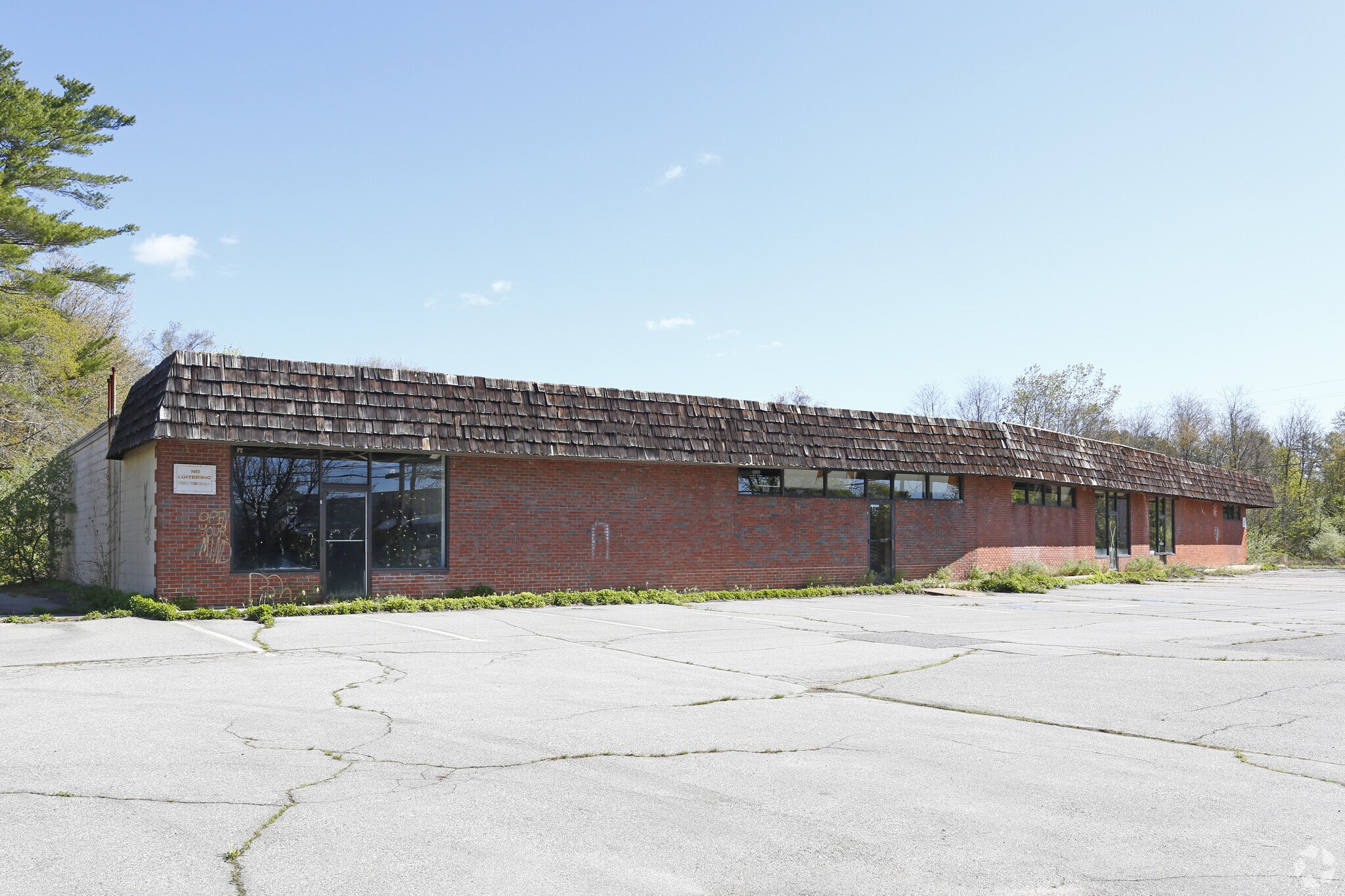 277 Plymouth St, Halifax, MA à vendre Photo principale– Image 1 sur 4