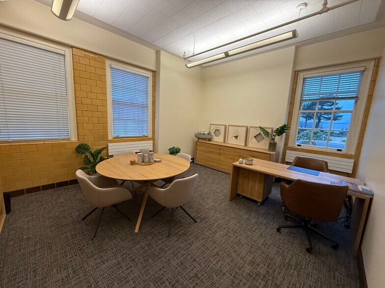 220 Halleck St, San Francisco, CA à louer - Photo de l’immeuble – Image 3 sur 15