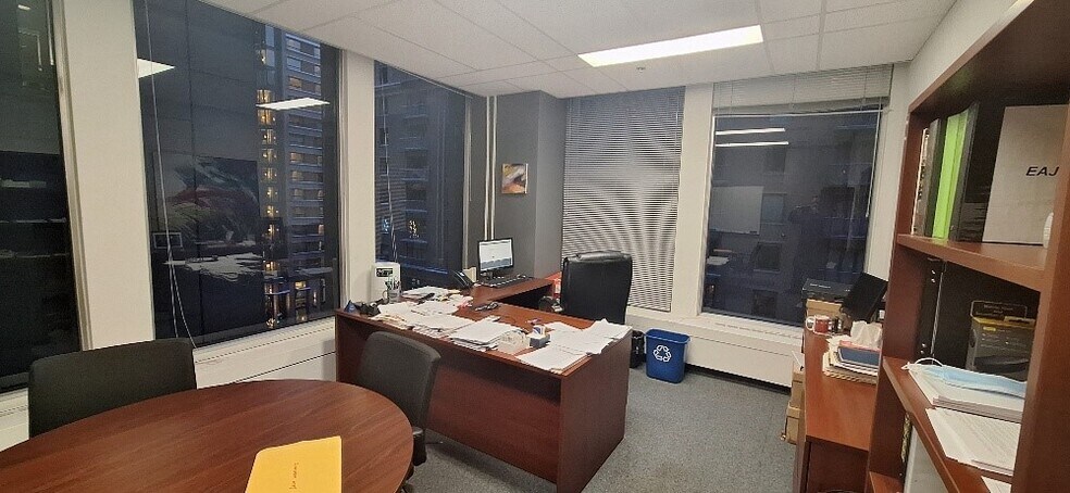 2015 Rue Peel, Montréal, QC à louer - Photo intérieure – Image 3 sur 16