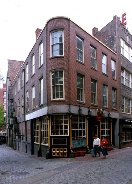 12 Marshall St, Boston, MA à louer - Photo de l’immeuble – Image 2 sur 3