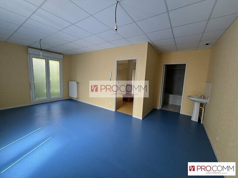 Bureau dans Chartres à vendre - Photo intérieure – Image 2 sur 8