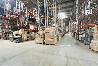 Plus de détails pour Industriel/Logistique à louer
