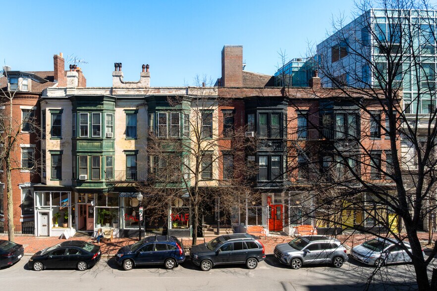 Boston Multifamily Portfolio portefeuille de 4 biens à vendre sur LoopNet.fr - Photo de l’immeuble – Image 2 sur 25