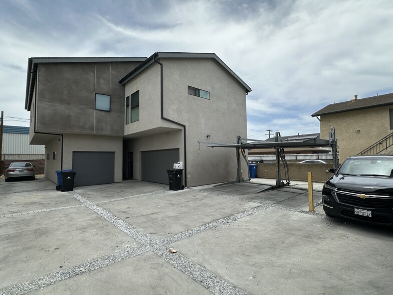 25200 Frampton Ave, Harbor City, CA à vendre - Photo de l’immeuble – Image 3 sur 9