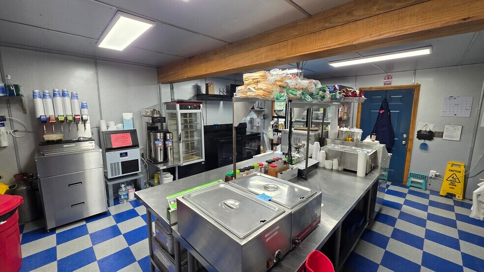 108 Scenic 7 N Hwy, Ola, AR à vendre - Photo intérieure – Image 3 sur 20