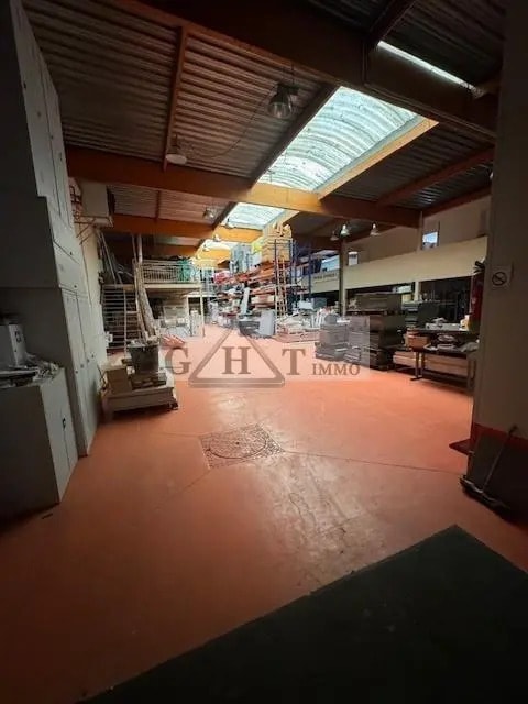 Industriel/Logistique dans Santeny à vendre Photo intérieure– Image 1 sur 7
