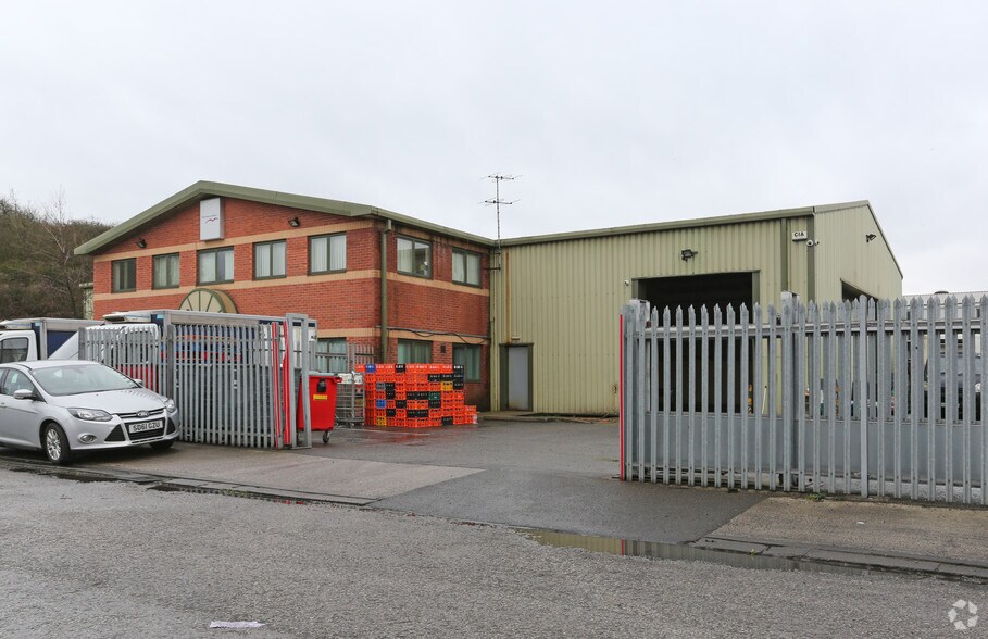 2-4 Marles Clos, Newark à louer - Photo principale – Image 1 sur 1