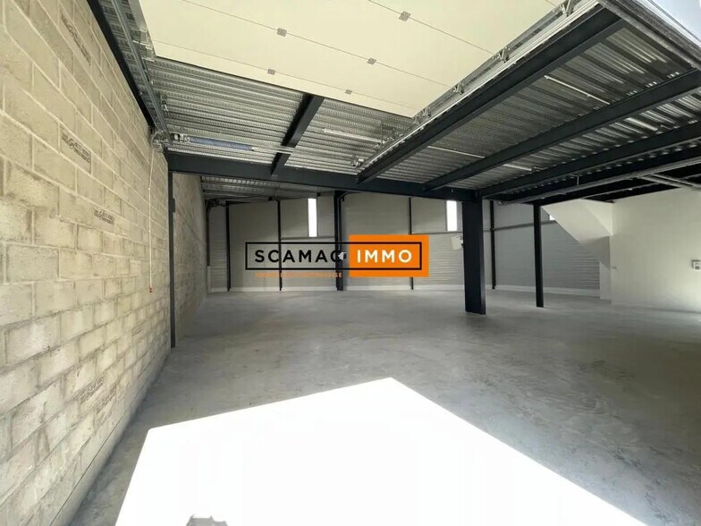17 Rue Levassor, 78130 Les Mureaux, Les Mureaux à louer - Photo de l’immeuble – Image 3 sur 4
