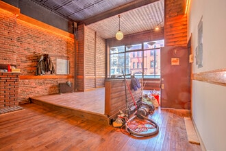 138 Second Ave, New York, NY à louer Photo intérieure– Image 2 sur 11