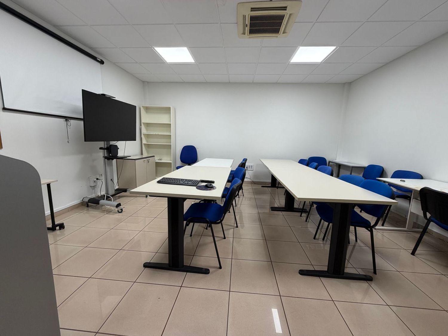 Local commercial dans Ingenio, Las Palmas à vendre Photo intérieure– Image 1 sur 23