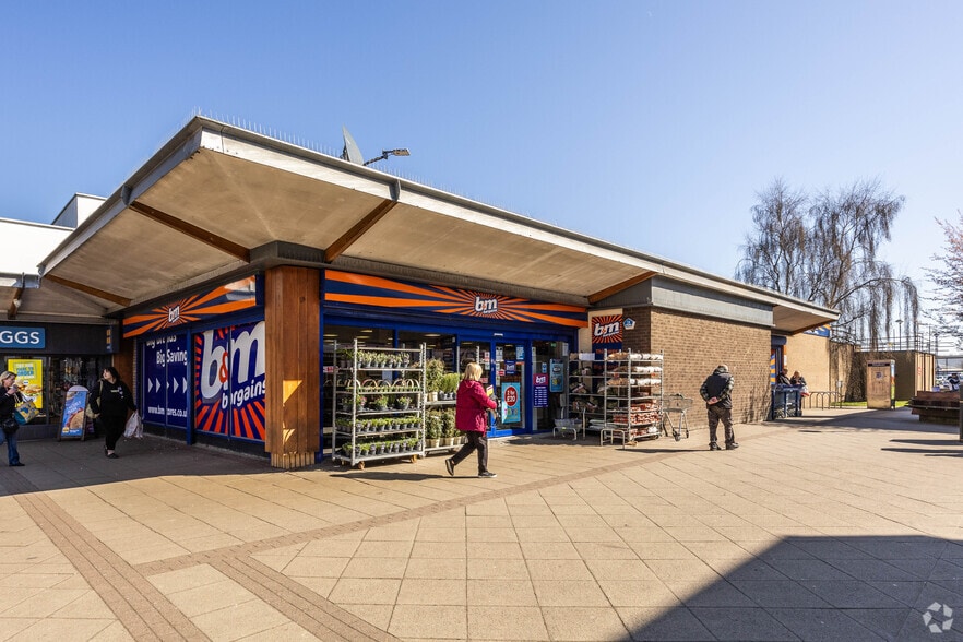 The Precinct, Blaydon On Tyne à louer - Photo principale – Image 1 sur 6