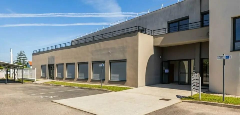 151 B Route De Grenoble, Saint-Priest à louer Photo principale– Image 1 sur 9