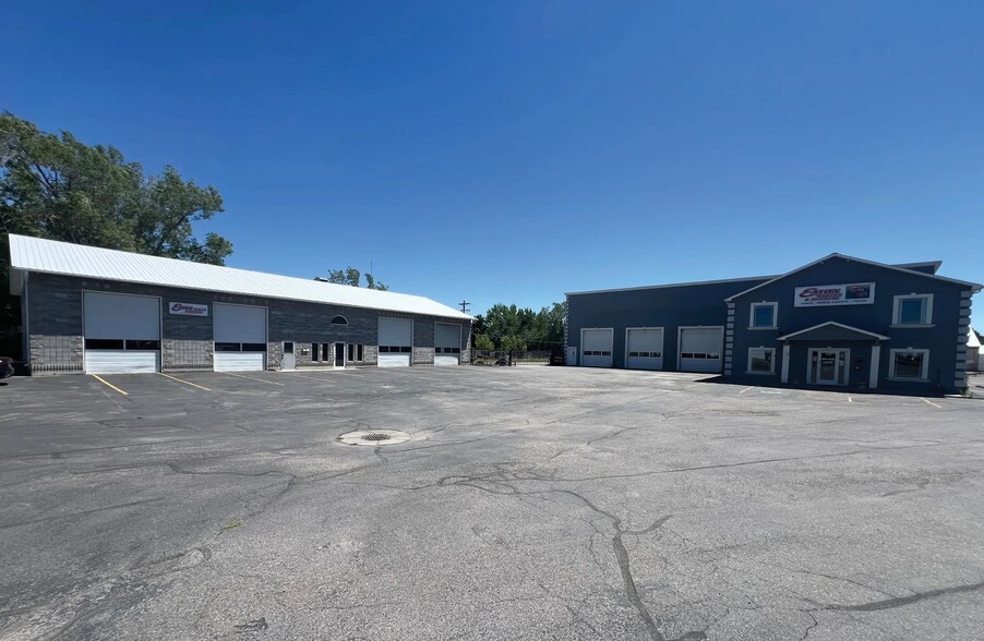 335 S Emerson Ave, Shelley, ID à vendre - Photo de l’immeuble – Image 1 sur 11