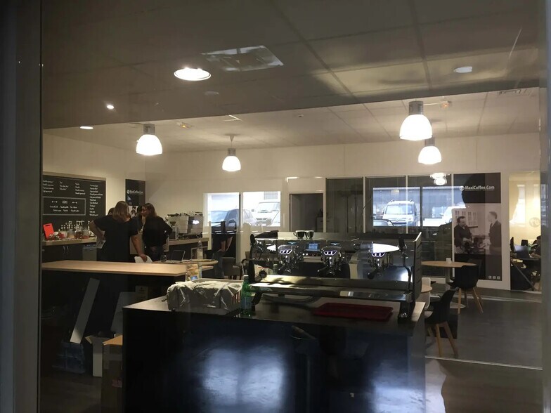 1051 Boulevard De L'Industrie, La Teste-de-Buch à louer - Photo de l’immeuble – Image 3 sur 8