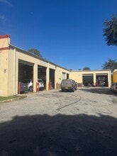 6480-6520 W Commercial Blvd, Lauderhill, FL à louer Photo intérieure– Image 2 sur 6