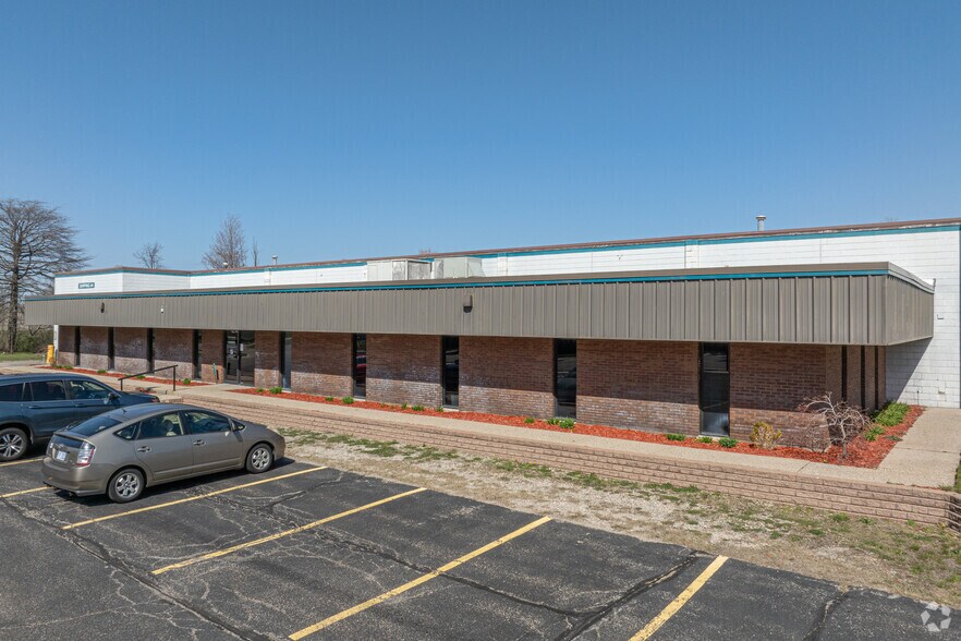 14170 172nd Ave, Grand Haven, MI à vendre - Photo de l’immeuble – Image 2 sur 5
