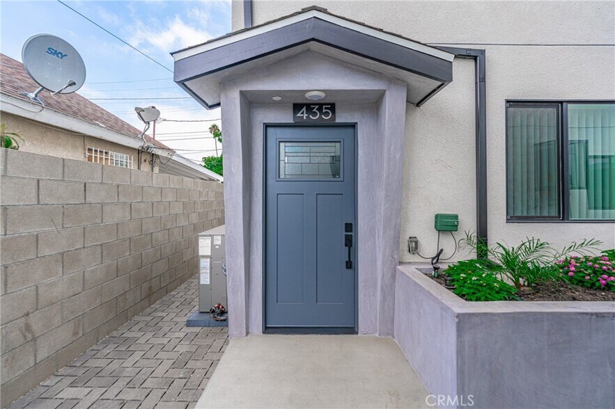 433 W Gage Ave, Los Angeles, CA à louer - Photo de l’immeuble – Image 3 sur 28