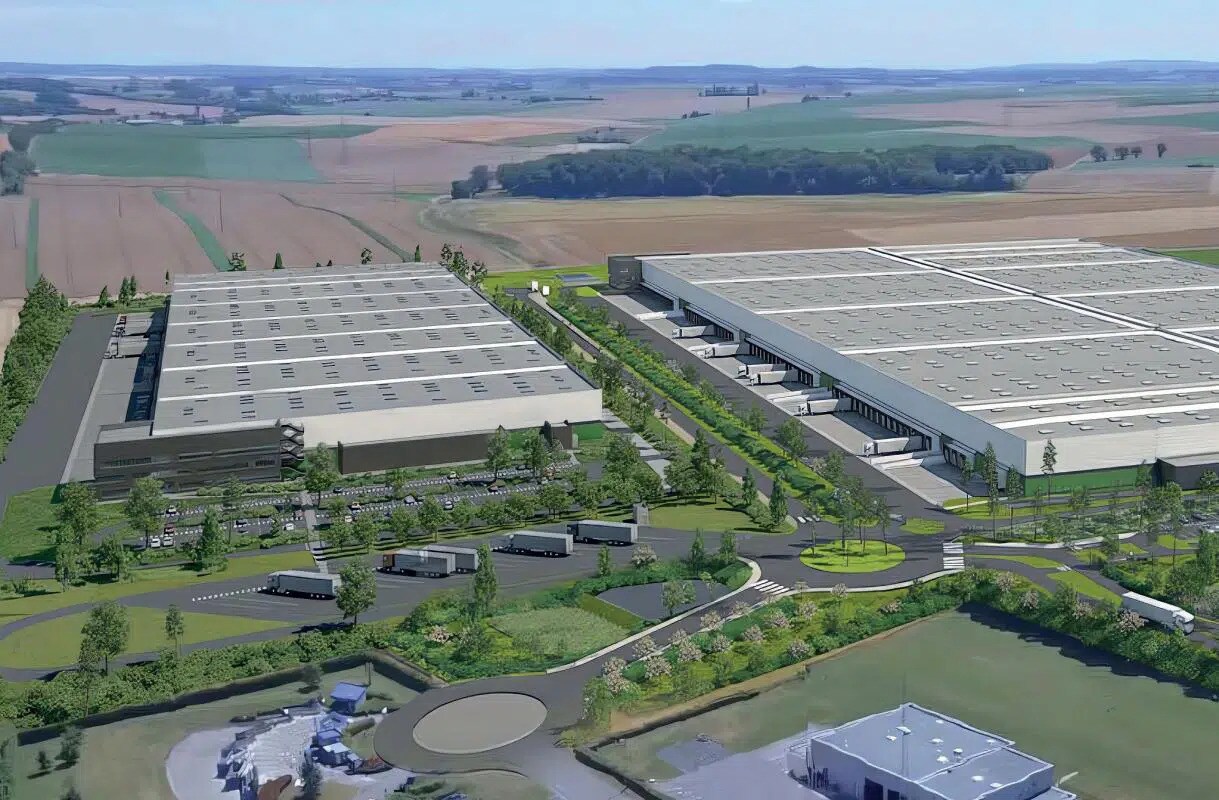 Industriel/Logistique dans Ressons-sur-Matz à louer Photo de l’immeuble– Image 1 sur 8