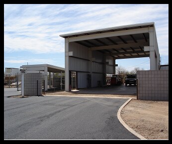 8920 S Eisenhower Rd, Tucson, AZ à louer - Photo de l’immeuble – Image 2 sur 11