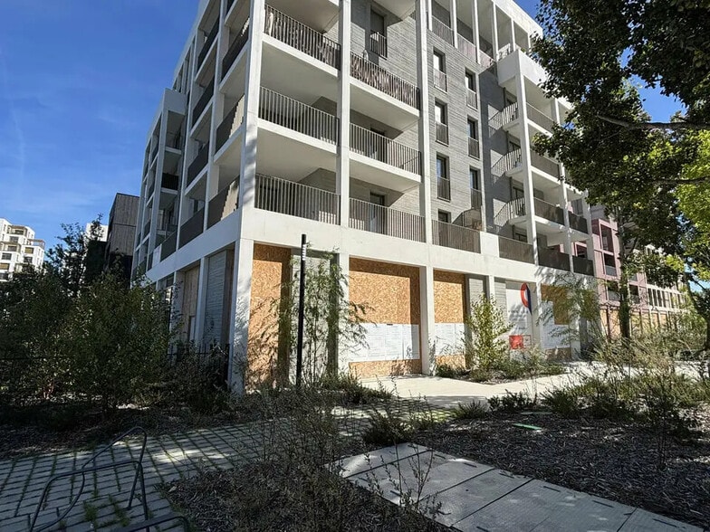 Local commercial dans Bordeaux à vendre - Photo de l’immeuble – Image 2 sur 5