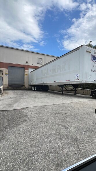 15843 Guild Ct, Jupiter, FL à vendre - Photo de l’immeuble – Image 2 sur 6