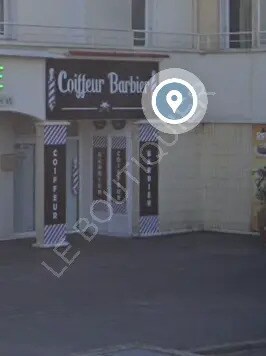 Local commercial dans Montmorency à vendre - Photo de l’immeuble – Image 2 sur 3