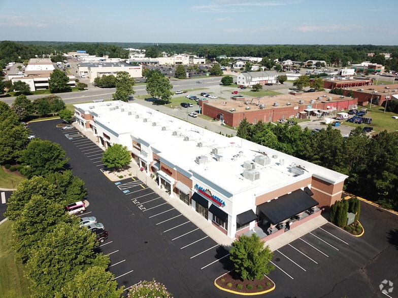 11500-11556 Busy St, North Chesterfield, VA à louer - Photo principale – Image 1 sur 5