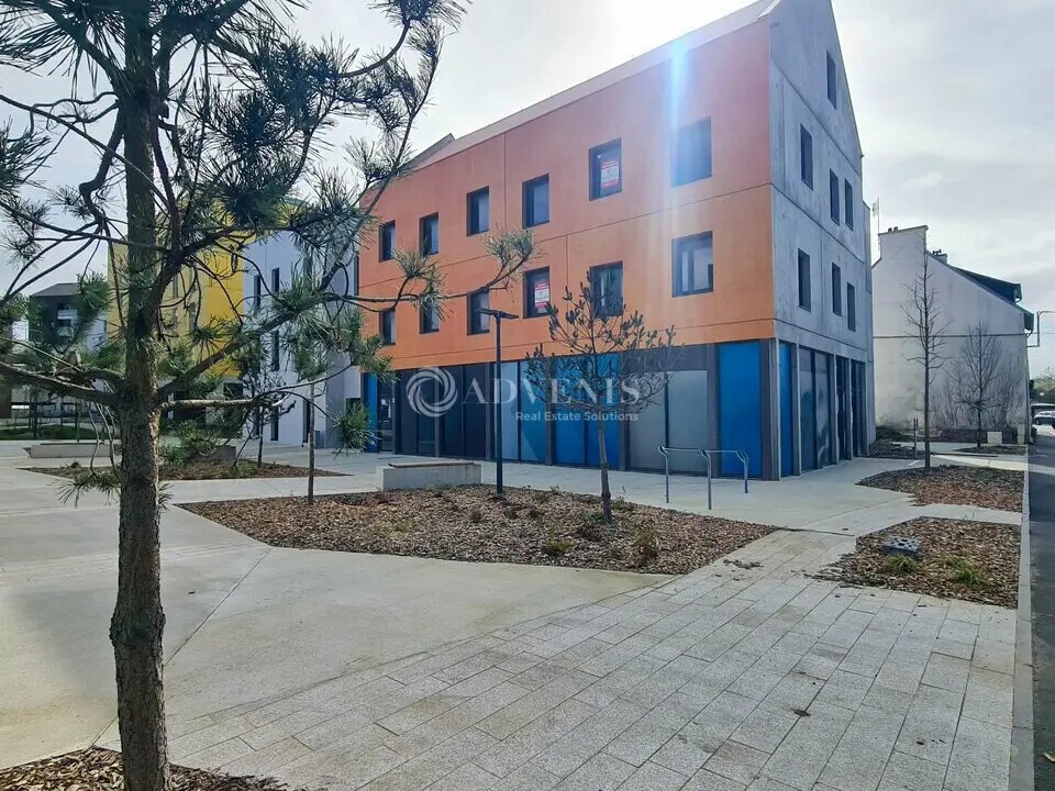 Local commercial dans Saint-Brieuc à vendre Photo de l’immeuble– Image 1 sur 7