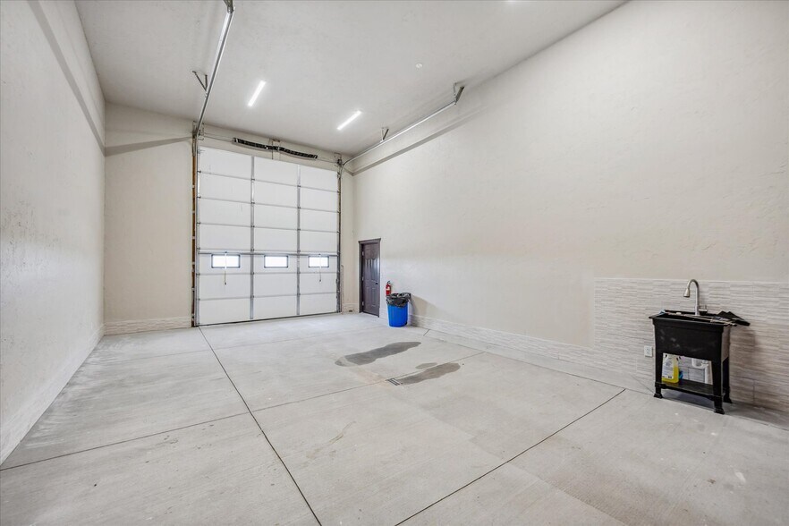 15181 Shadow Wood St, Brighton, CO à louer - Photo de l’immeuble – Image 3 sur 23