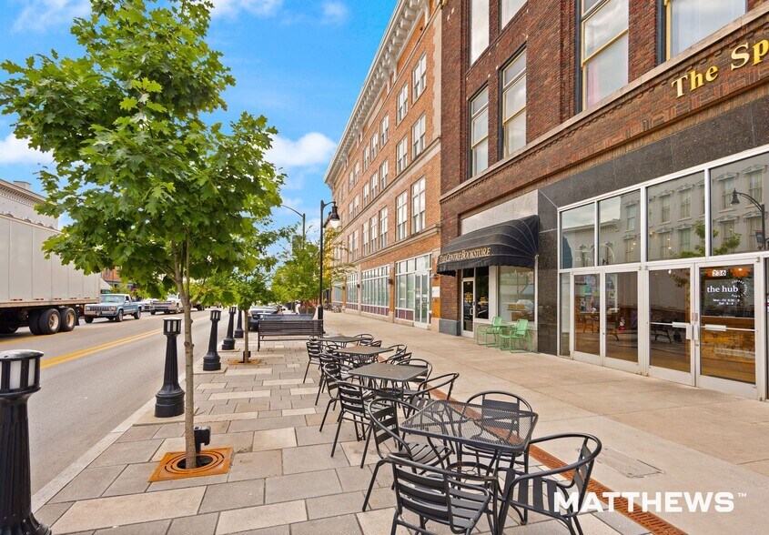 230 W Main St, Danville, KY à vendre - Photo de l’immeuble – Image 3 sur 5