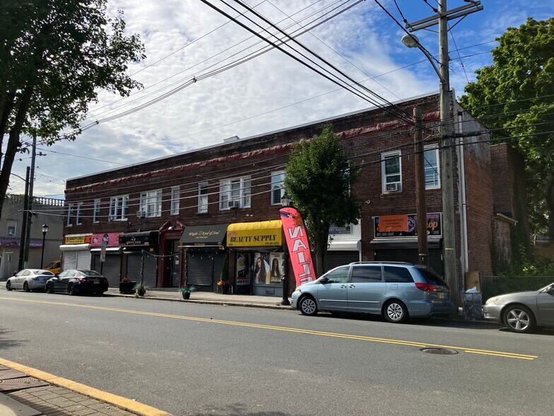1586-1590 Maple Ave, Hillside, NJ à vendre - Photo de l’immeuble – Image 3 sur 10