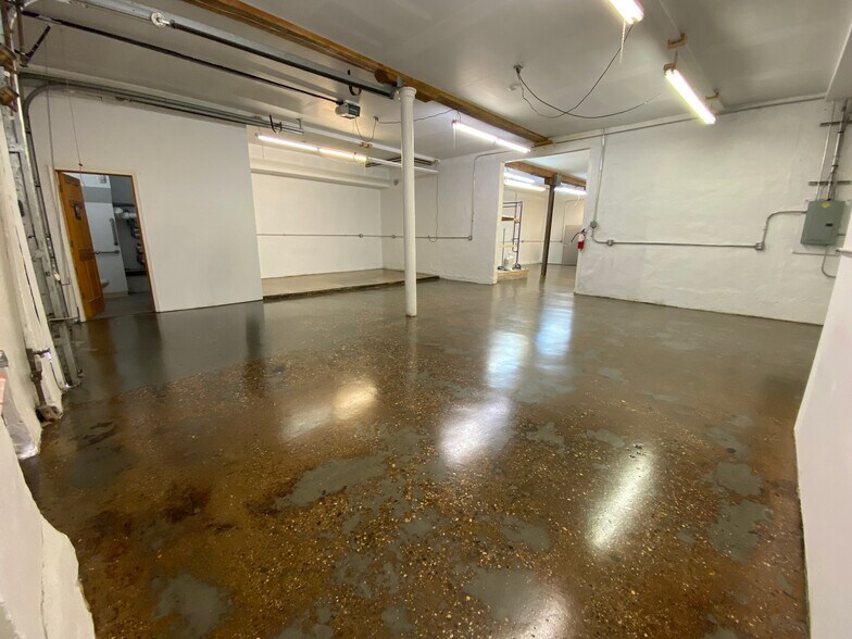 1333 Lee St, Philadelphia, PA à louer - Photo de l’immeuble – Image 2 sur 7