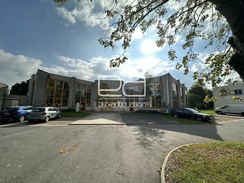 Bureau dans Villers-lès-Nancy à vendre - Photo de l’immeuble – Image 3 sur 12