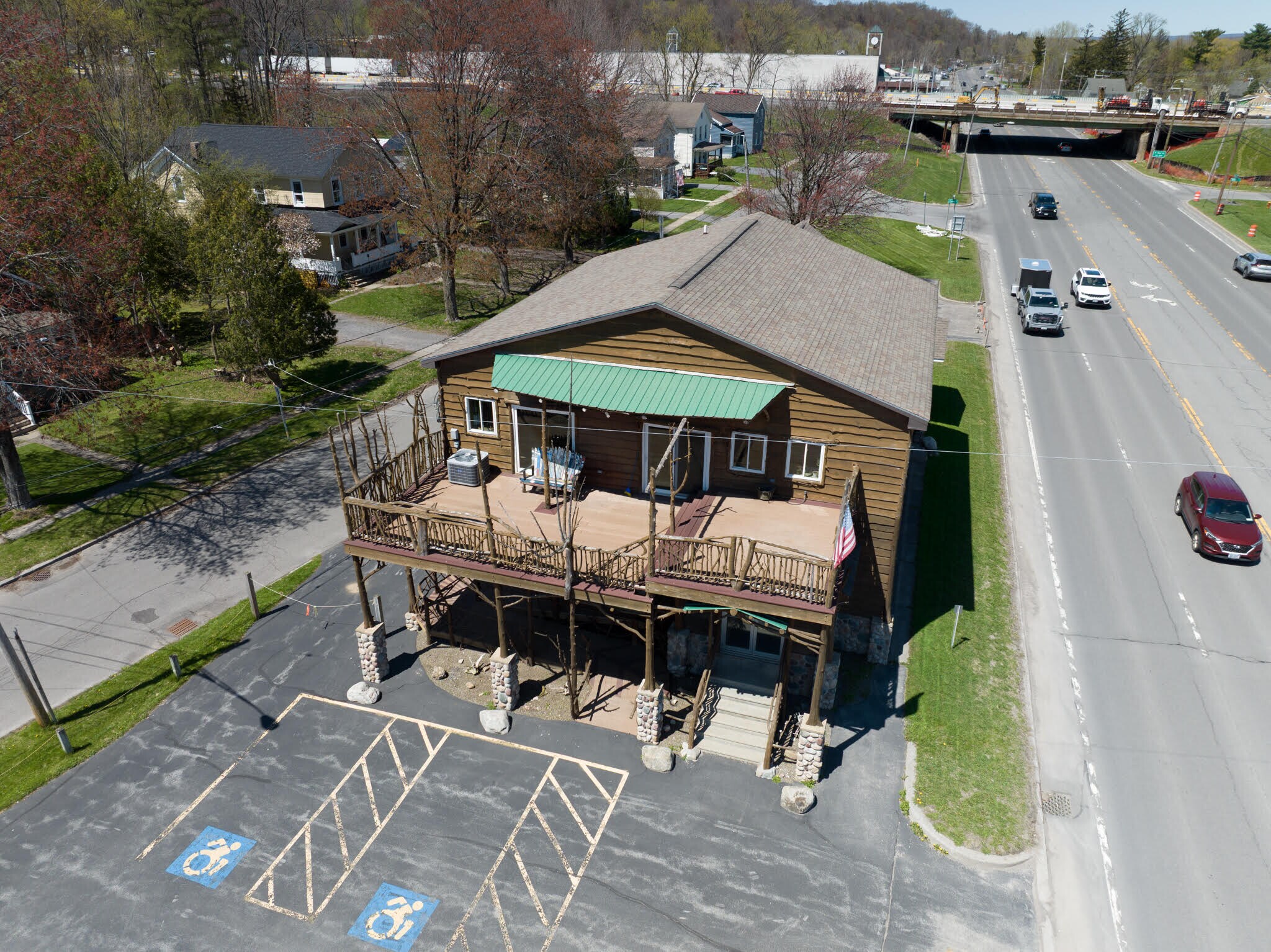 277 Oriskany Blvd, Whitesboro, NY à vendre Photo principale– Image 1 sur 21