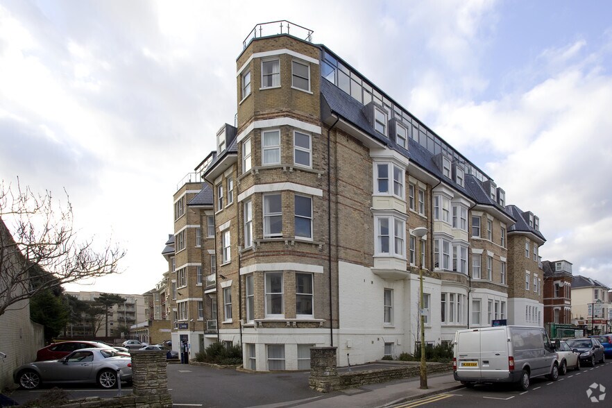West Hill Rd, Bournemouth à vendre - Photo de l’immeuble – Image 3 sur 3