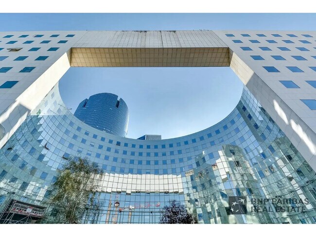 Plus de détails pour Bureau à louer