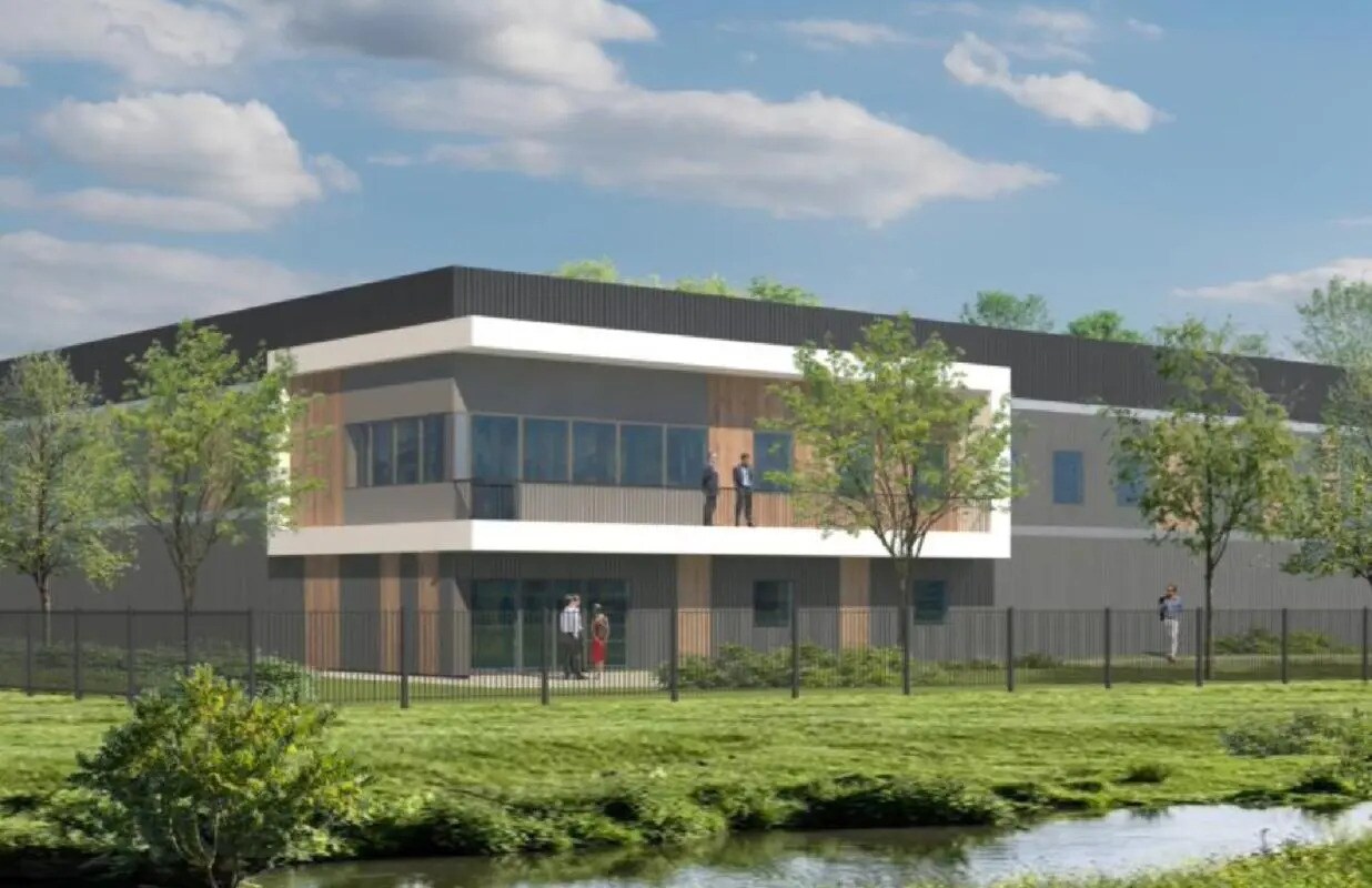 Local d'activités dans Persan à vendre Photo de l’immeuble– Image 1 sur 11