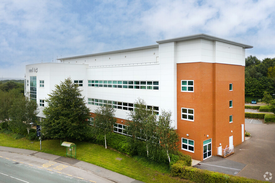 Basingstoke Rd, Keele à louer - Photo de l’immeuble – Image 3 sur 11