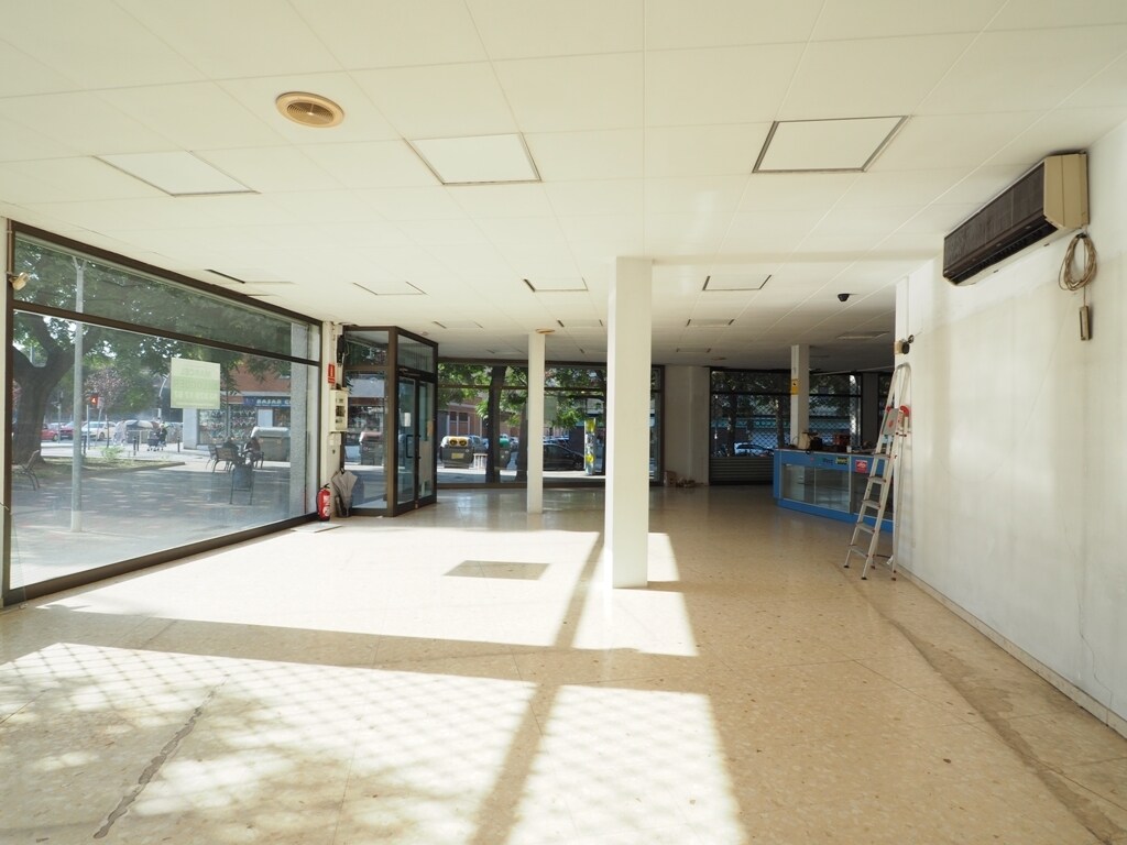 Local commercial dans Granollers, Barcelona à louer Photo intérieure– Image 1 sur 13