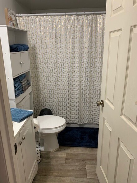 209 N Charleston Blvd, Macomb, IL à vendre - Photo de l’immeuble – Image 2 sur 18