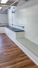 200 N 8th Ave E, Newton, IA à louer - Vidéo sur l’annonce professionnelle 